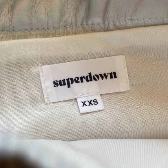 superdown metallic silver tamia mini skirt Size XXS - Picture 7 of 15